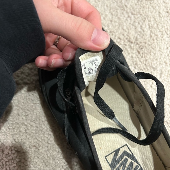 Black Vans - Picture 5 of 5